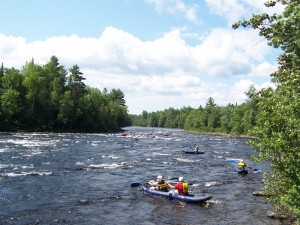 overnight-raft-kayak-trip