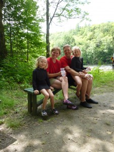 maine rafting riverside lunch