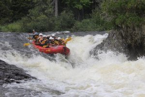 Canada-falls-rafting
